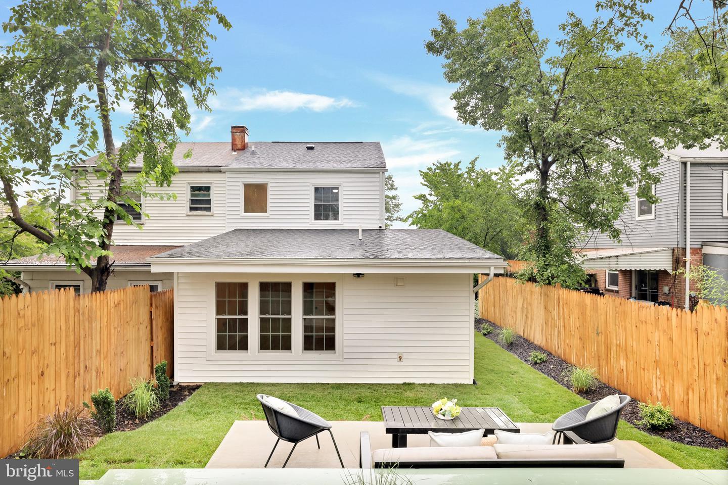 2313 GLENDALE TER, ALEXANDRIA, Virginia 22303, 3 Bedrooms Bedrooms, ,2 BathroomsBathrooms,Residential,For sale,2313 GLENDALE TER,VAFX2242720 MLS # VAFX2242720