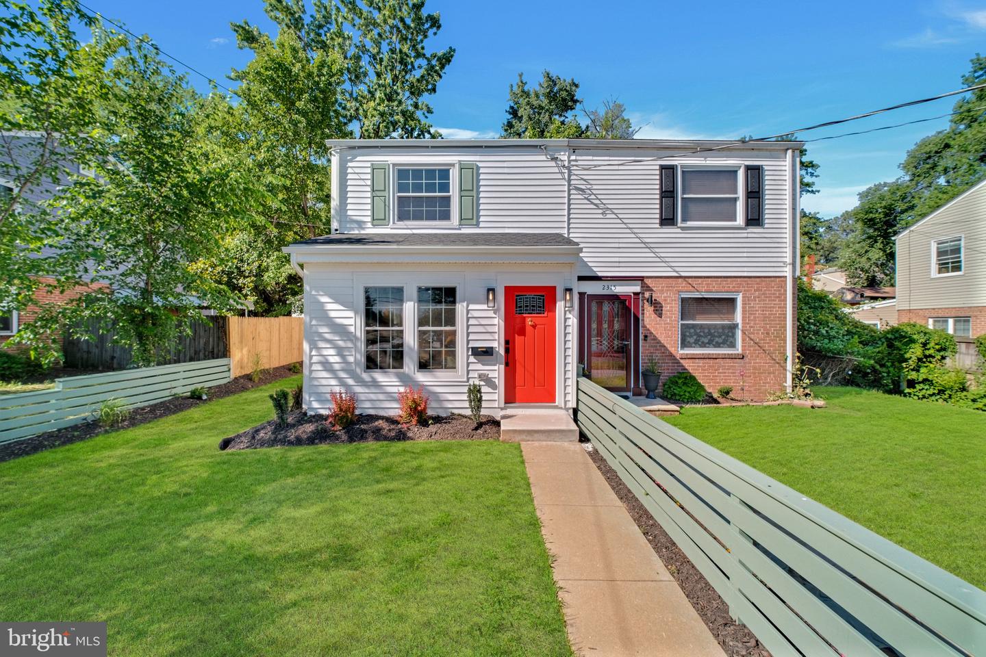 2313 GLENDALE TER, ALEXANDRIA, Virginia 22303, 3 Bedrooms Bedrooms, ,2 BathroomsBathrooms,Residential,For sale,2313 GLENDALE TER,VAFX2242720 MLS # VAFX2242720