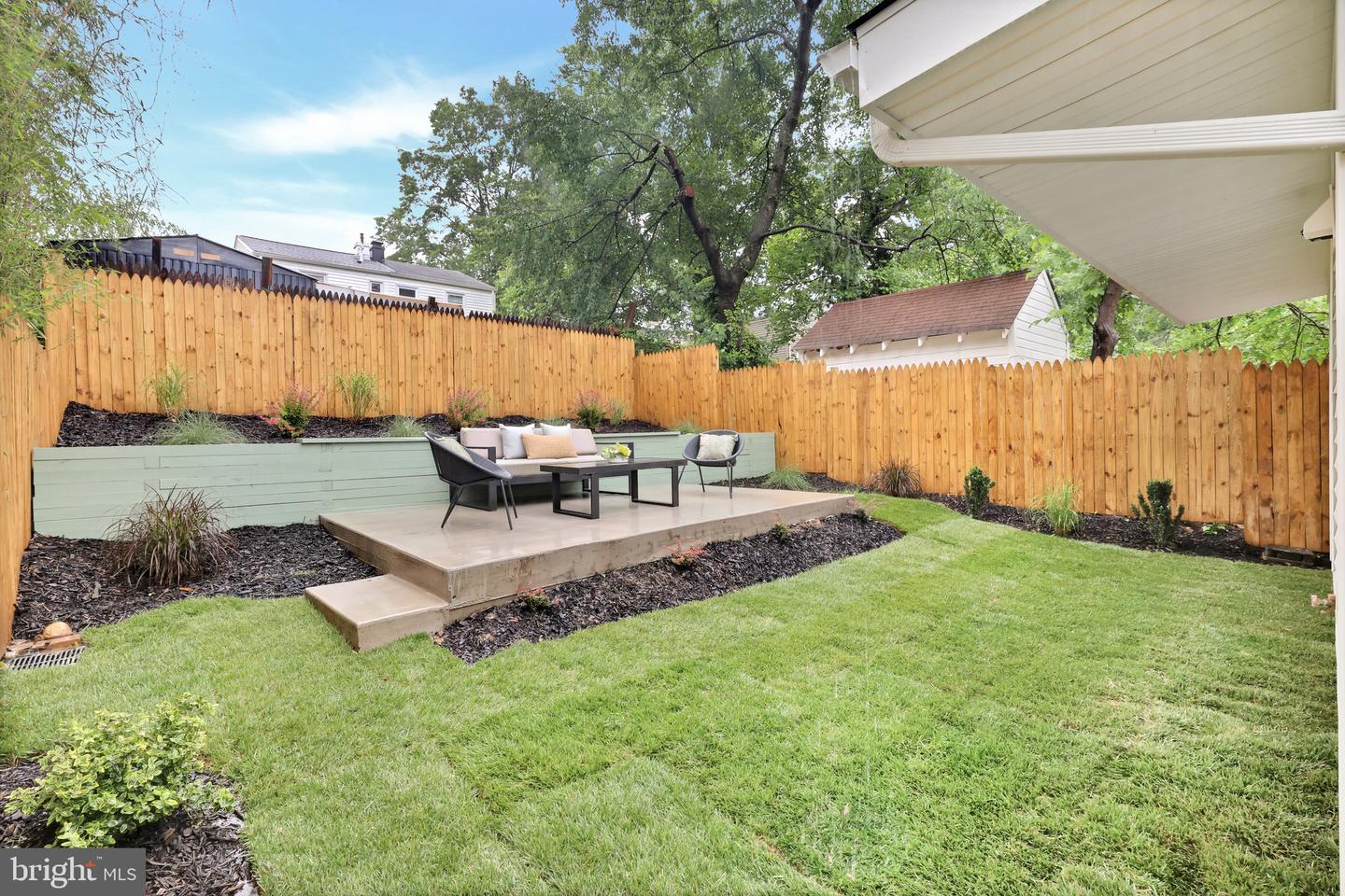 2313 GLENDALE TER, ALEXANDRIA, Virginia 22303, 3 Bedrooms Bedrooms, ,2 BathroomsBathrooms,Residential,For sale,2313 GLENDALE TER,VAFX2242720 MLS # VAFX2242720