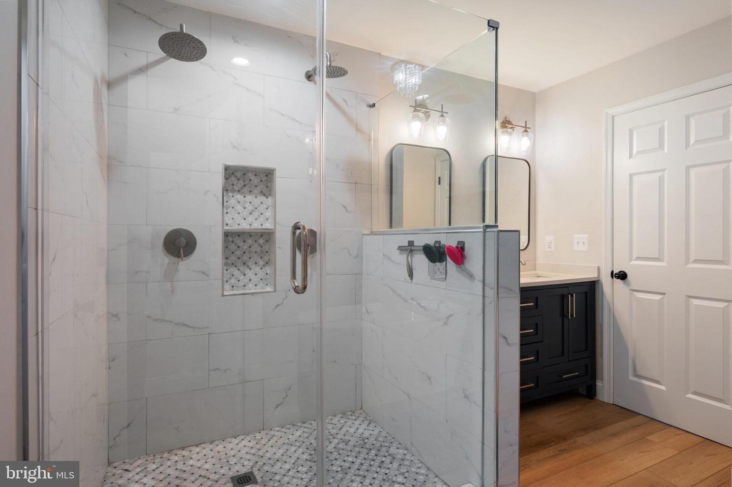 42838 CEDAR HEDGE ST, CHANTILLY, Virginia 20152, 3 Bedrooms Bedrooms, ,2 BathroomsBathrooms,Residential,For sale,42838 CEDAR HEDGE ST,VALO2097596 MLS # VALO2097596