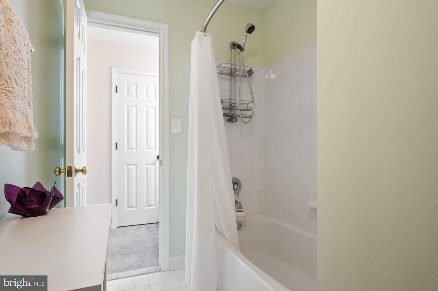 42838 CEDAR HEDGE ST, CHANTILLY, Virginia 20152, 3 Bedrooms Bedrooms, ,2 BathroomsBathrooms,Residential,For sale,42838 CEDAR HEDGE ST,VALO2097596 MLS # VALO2097596