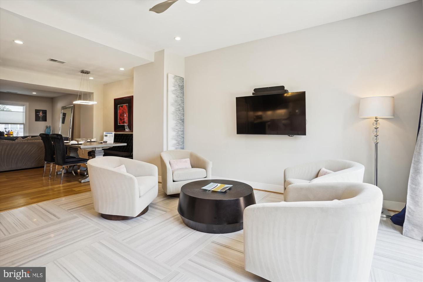 1015 DUKE ST, ALEXANDRIA, Virginia 22314, 3 Bedrooms Bedrooms, ,3 BathroomsBathrooms,Residential,For sale,1015 DUKE ST,VAAX2045648 MLS # VAAX2045648