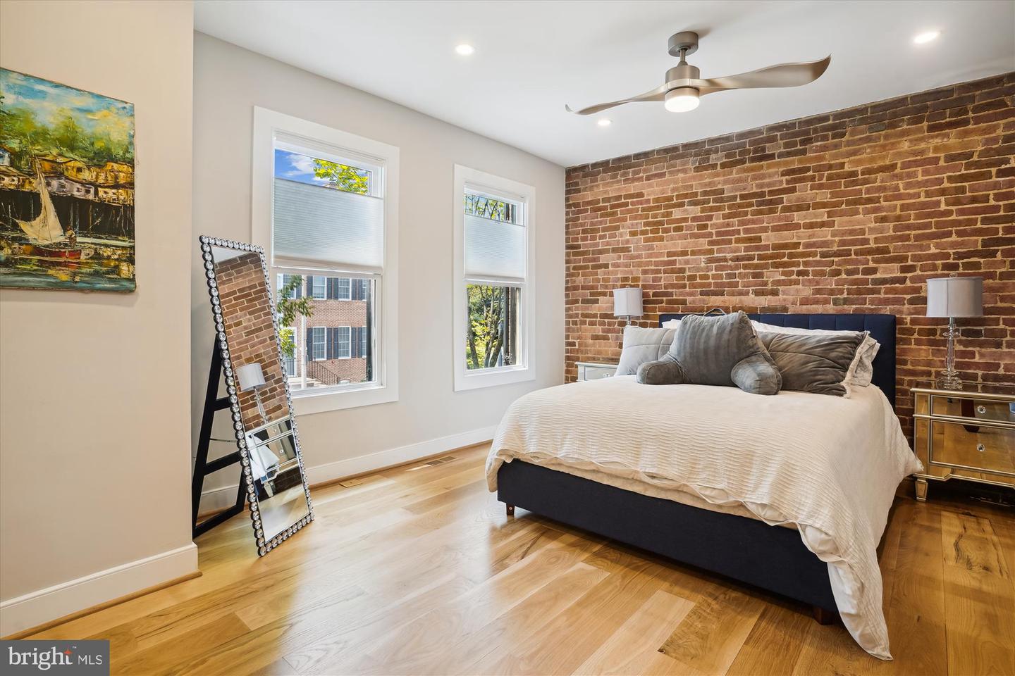 1015 DUKE ST, ALEXANDRIA, Virginia 22314, 3 Bedrooms Bedrooms, ,3 BathroomsBathrooms,Residential,For sale,1015 DUKE ST,VAAX2045648 MLS # VAAX2045648