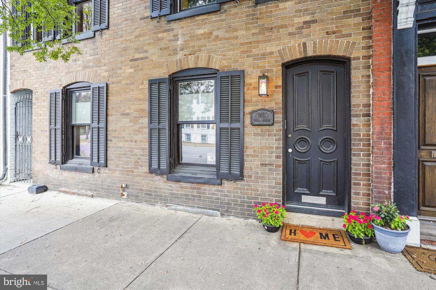 1015 DUKE ST, ALEXANDRIA, Virginia 22314, 3 Bedrooms Bedrooms, ,3 BathroomsBathrooms,Residential,For sale,1015 DUKE ST,VAAX2045648 MLS # VAAX2045648