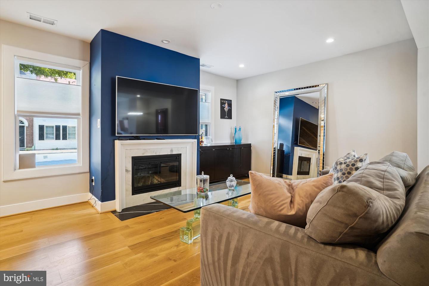 1015 DUKE ST, ALEXANDRIA, Virginia 22314, 3 Bedrooms Bedrooms, ,3 BathroomsBathrooms,Residential,For sale,1015 DUKE ST,VAAX2045648 MLS # VAAX2045648