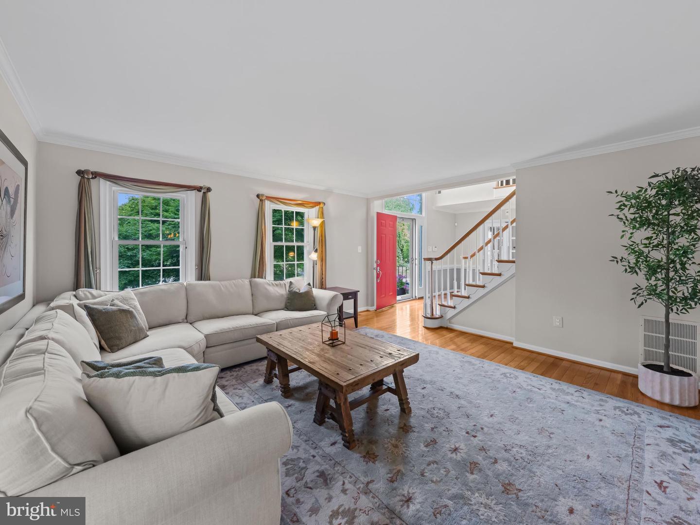 2200 TRAIES CT, ALEXANDRIA, Virginia 22306, 5 Bedrooms Bedrooms, ,3 BathroomsBathrooms,Residential,For sale,2200 TRAIES CT,VAFX2242814 MLS # VAFX2242814