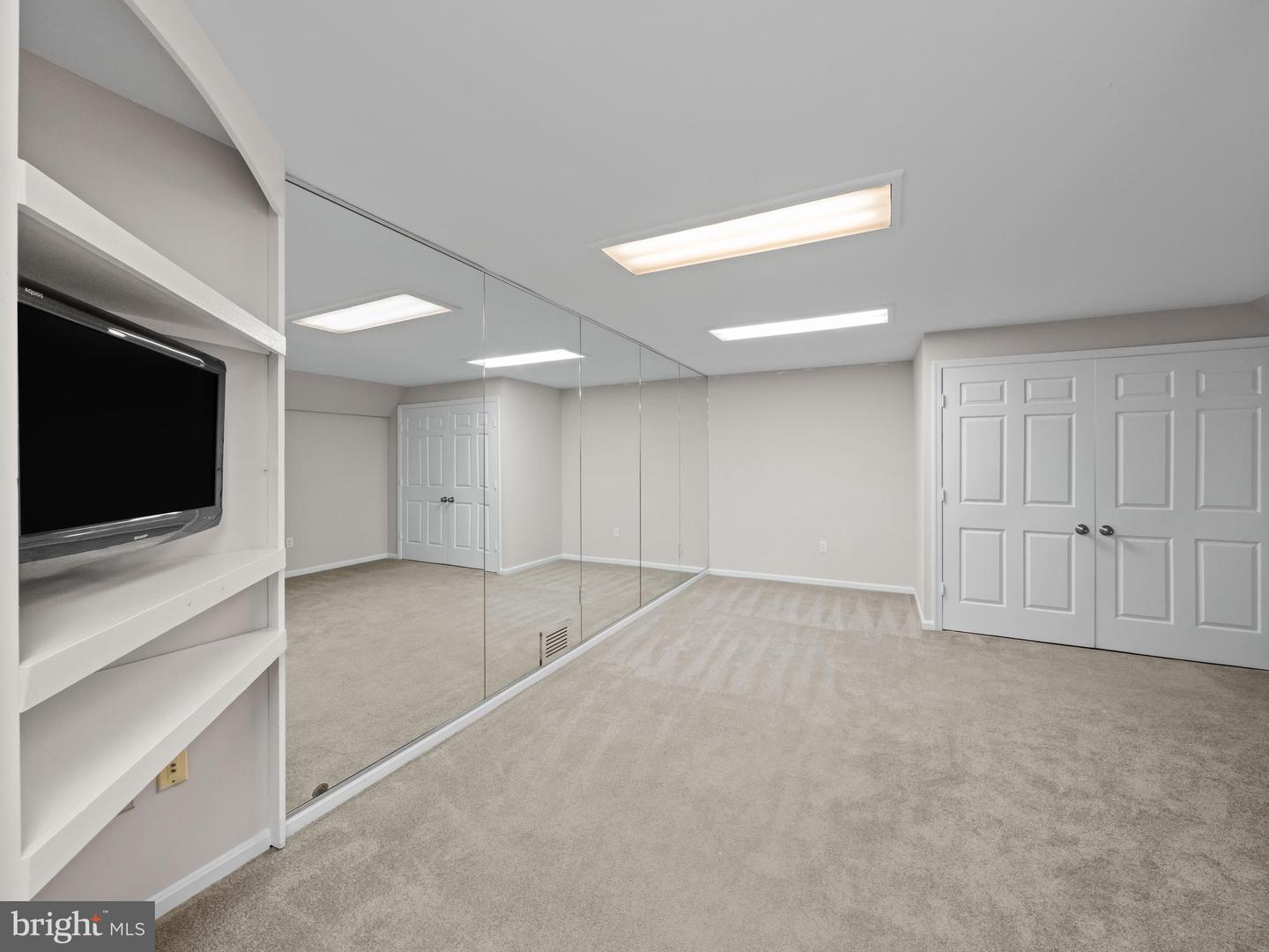 2200 TRAIES CT, ALEXANDRIA, Virginia 22306, 5 Bedrooms Bedrooms, ,3 BathroomsBathrooms,Residential,For sale,2200 TRAIES CT,VAFX2242814 MLS # VAFX2242814