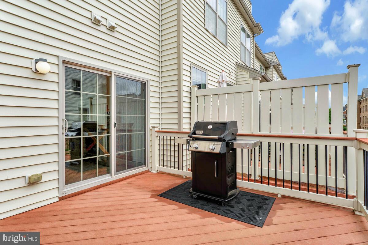 22635 NAUGATUCK SQ, ASHBURN, Virginia 20148, 4 Bedrooms Bedrooms, ,3 BathroomsBathrooms,Residential,For sale,22635 NAUGATUCK SQ,VALO2097644 MLS # VALO2097644