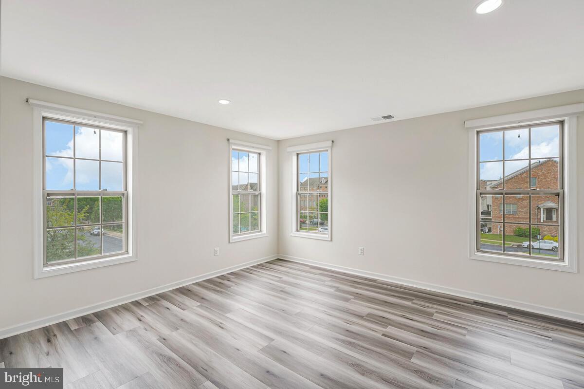 22635 NAUGATUCK SQ, ASHBURN, Virginia 20148, 4 Bedrooms Bedrooms, ,3 BathroomsBathrooms,Residential,For sale,22635 NAUGATUCK SQ,VALO2097644 MLS # VALO2097644