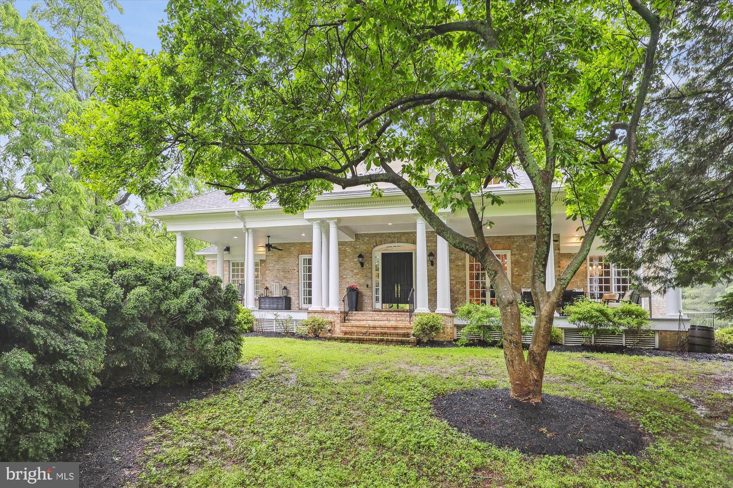 2740 HUNTER MILL RD, OAKTON, Virginia 22124, 4 Bedrooms Bedrooms, ,5 BathroomsBathrooms,Residential,For sale,2740 HUNTER MILL RD,VAFX2242952 MLS # VAFX2242952