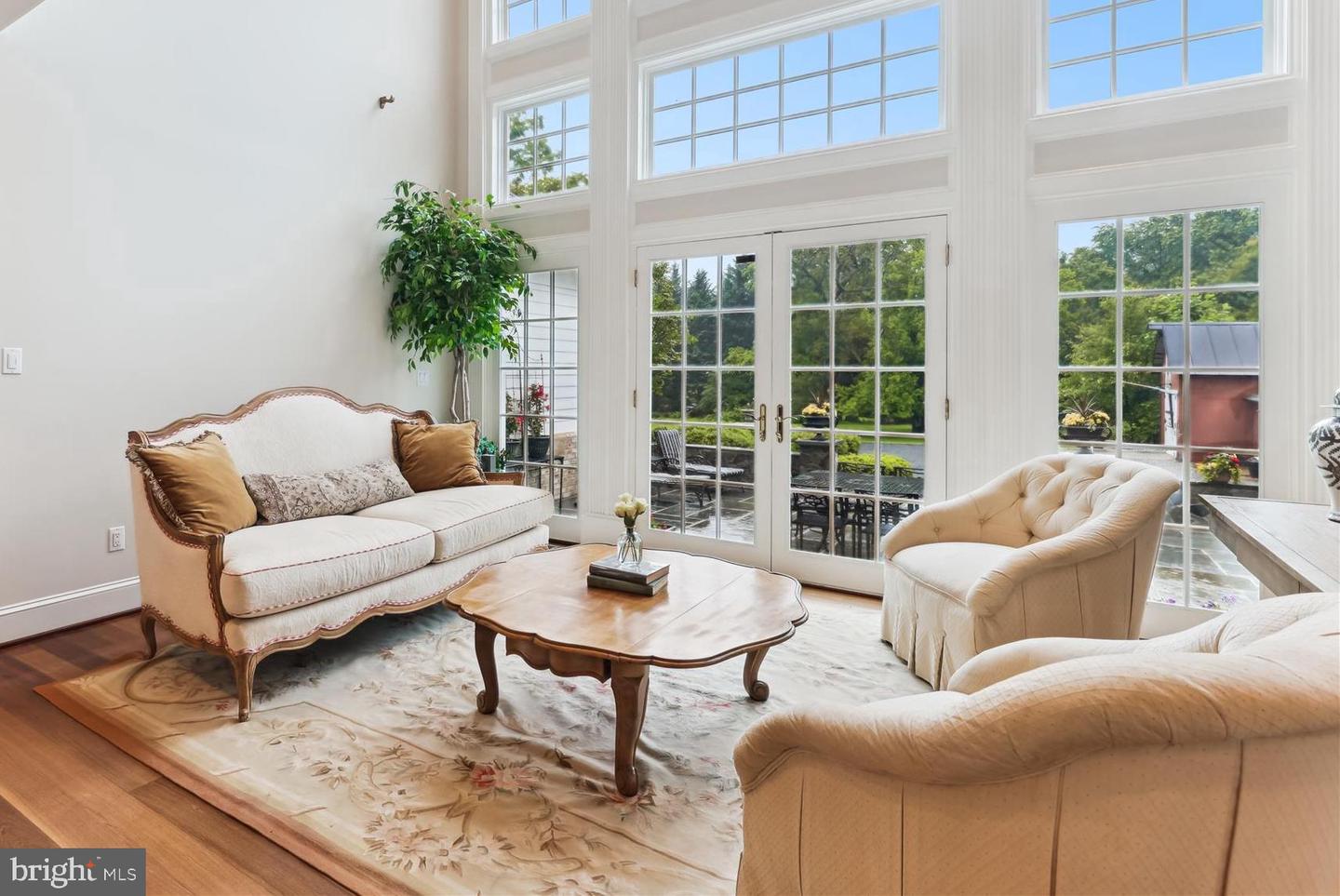 2740 HUNTER MILL RD, OAKTON, Virginia 22124, 4 Bedrooms Bedrooms, ,5 BathroomsBathrooms,Residential,For sale,2740 HUNTER MILL RD,VAFX2242952 MLS # VAFX2242952