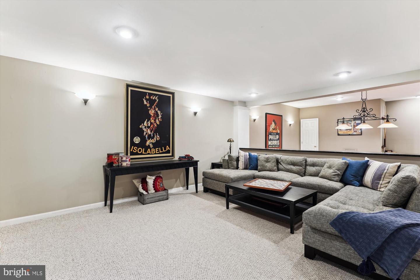 2740 HUNTER MILL RD, OAKTON, Virginia 22124, 4 Bedrooms Bedrooms, ,5 BathroomsBathrooms,Residential,For sale,2740 HUNTER MILL RD,VAFX2242952 MLS # VAFX2242952