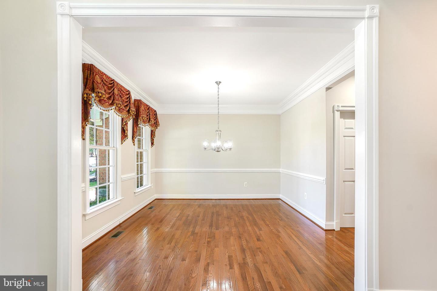 3530 SCHUERMAN HOUSE DR, FAIRFAX, Virginia 22031, 5 Bedrooms Bedrooms, ,4 BathroomsBathrooms,Residential,For sale,3530 SCHUERMAN HOUSE DR,VAFC2006376 MLS # VAFC2006376