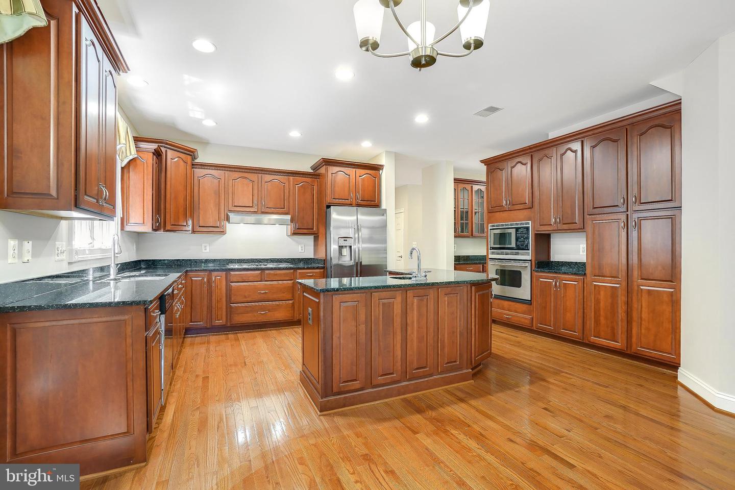 3530 SCHUERMAN HOUSE DR, FAIRFAX, Virginia 22031, 5 Bedrooms Bedrooms, ,4 BathroomsBathrooms,Residential,For sale,3530 SCHUERMAN HOUSE DR,VAFC2006376 MLS # VAFC2006376