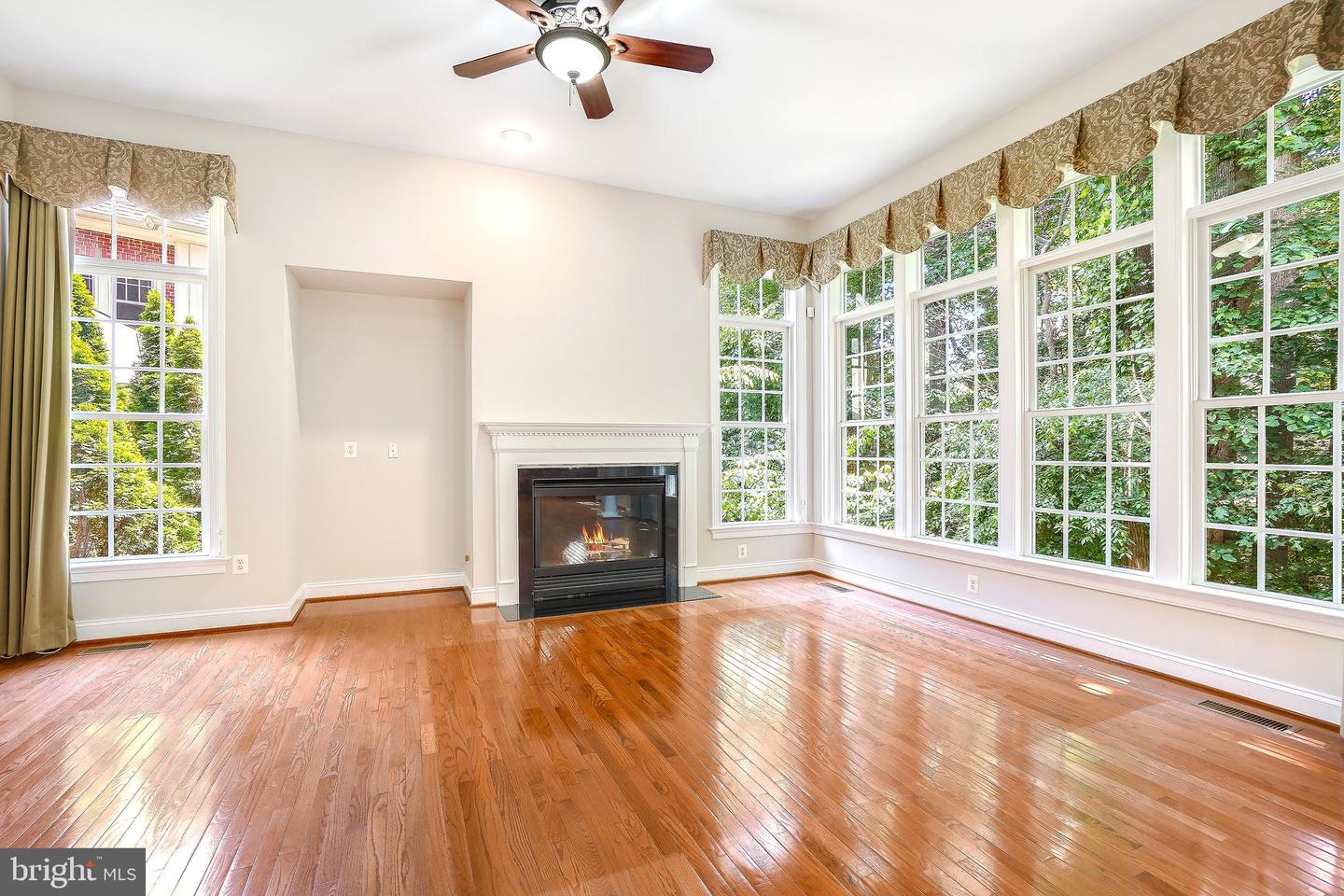 3530 SCHUERMAN HOUSE DR, FAIRFAX, Virginia 22031, 5 Bedrooms Bedrooms, ,4 BathroomsBathrooms,Residential,For sale,3530 SCHUERMAN HOUSE DR,VAFC2006376 MLS # VAFC2006376