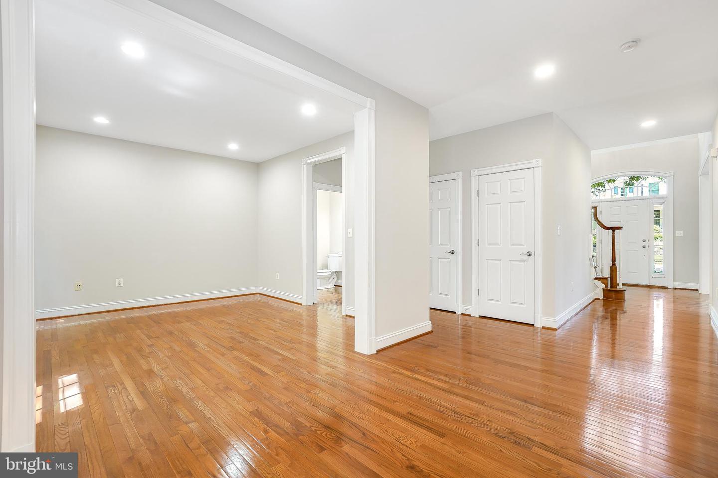 3530 SCHUERMAN HOUSE DR, FAIRFAX, Virginia 22031, 5 Bedrooms Bedrooms, ,4 BathroomsBathrooms,Residential,For sale,3530 SCHUERMAN HOUSE DR,VAFC2006376 MLS # VAFC2006376