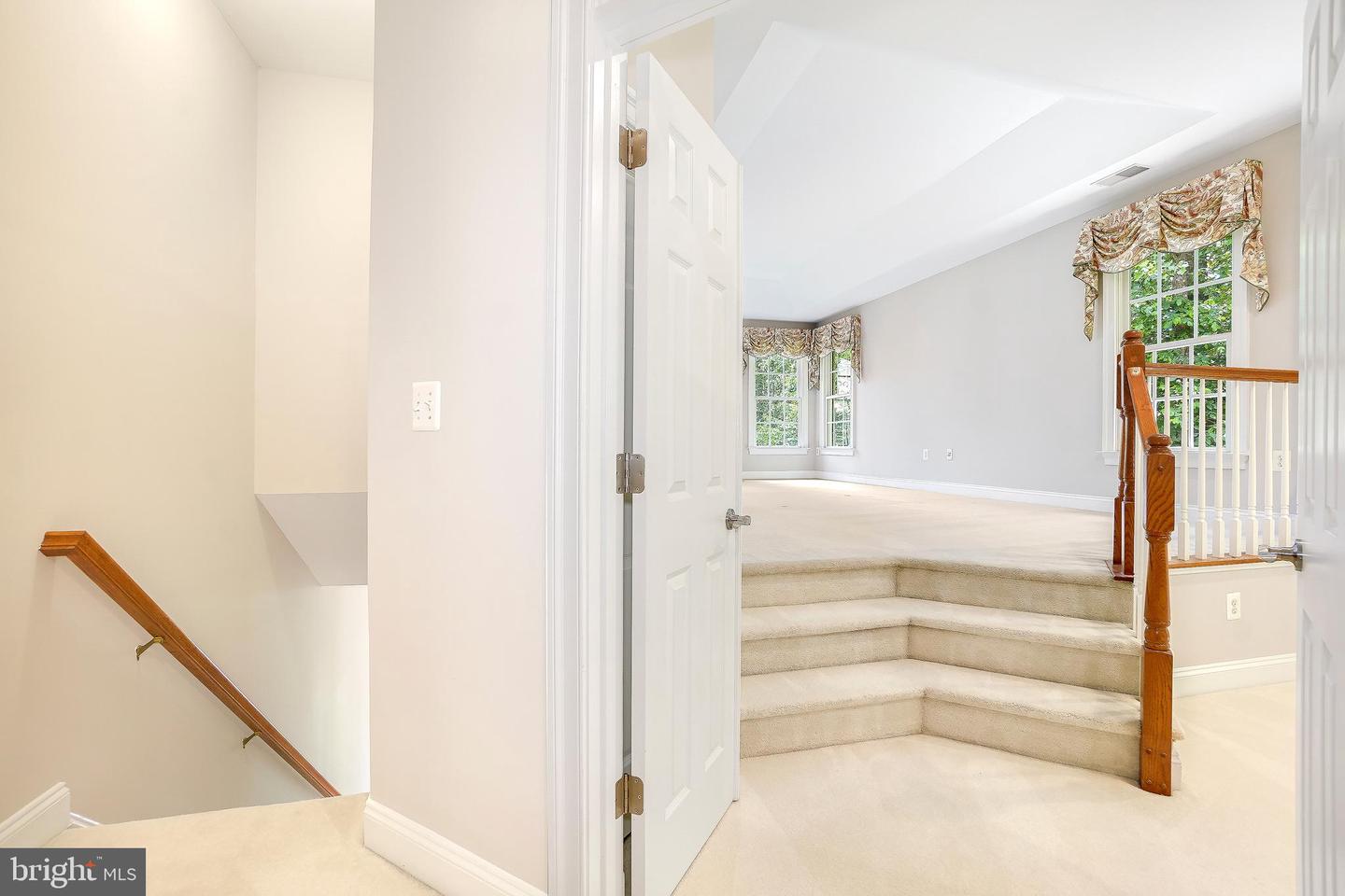 3530 SCHUERMAN HOUSE DR, FAIRFAX, Virginia 22031, 5 Bedrooms Bedrooms, ,4 BathroomsBathrooms,Residential,For sale,3530 SCHUERMAN HOUSE DR,VAFC2006376 MLS # VAFC2006376