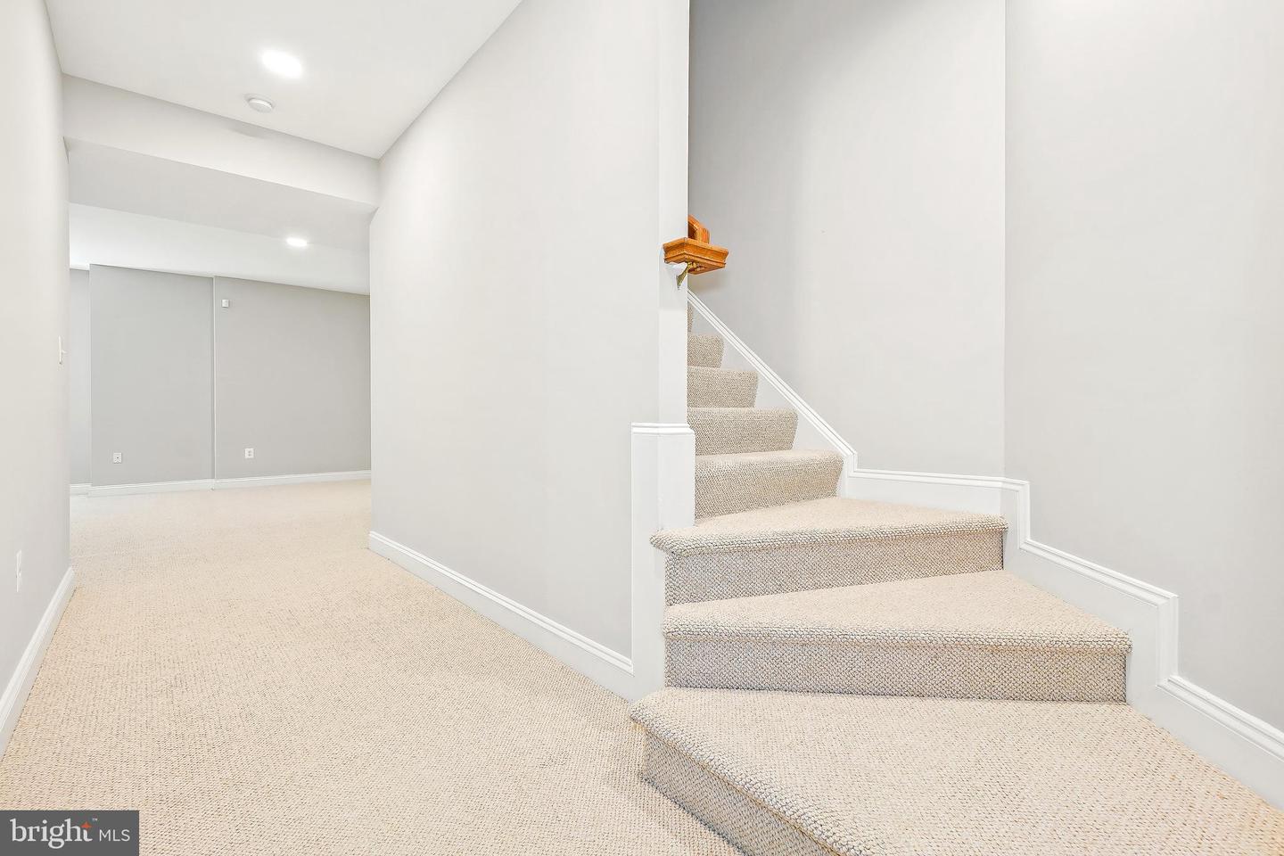 3530 SCHUERMAN HOUSE DR, FAIRFAX, Virginia 22031, 5 Bedrooms Bedrooms, ,4 BathroomsBathrooms,Residential,For sale,3530 SCHUERMAN HOUSE DR,VAFC2006376 MLS # VAFC2006376