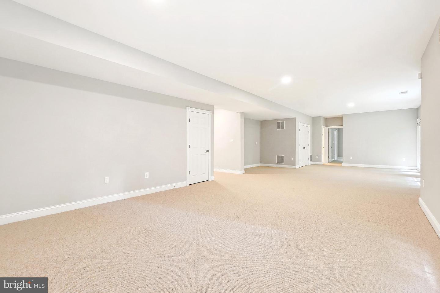 3530 SCHUERMAN HOUSE DR, FAIRFAX, Virginia 22031, 5 Bedrooms Bedrooms, ,4 BathroomsBathrooms,Residential,For sale,3530 SCHUERMAN HOUSE DR,VAFC2006376 MLS # VAFC2006376