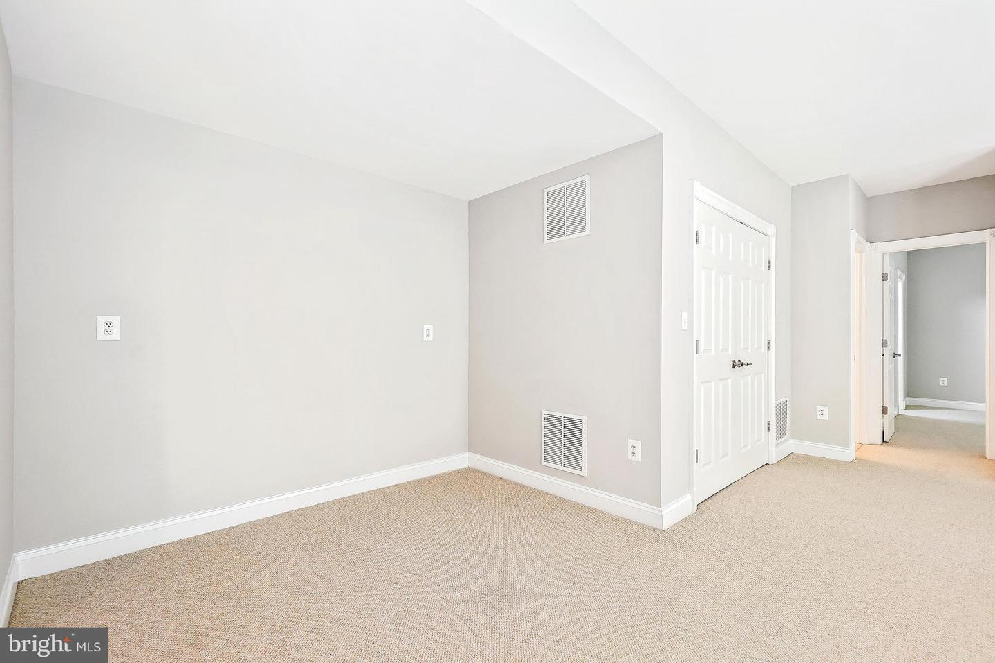 3530 SCHUERMAN HOUSE DR, FAIRFAX, Virginia 22031, 5 Bedrooms Bedrooms, ,4 BathroomsBathrooms,Residential,For sale,3530 SCHUERMAN HOUSE DR,VAFC2006376 MLS # VAFC2006376