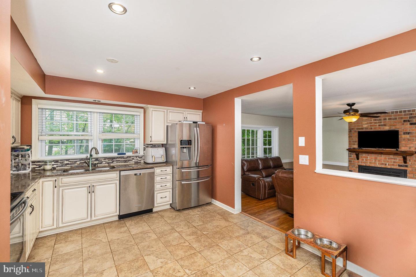 304 MONTPELIER DR, STAFFORD, Virginia 22556, 4 Bedrooms Bedrooms, ,2 BathroomsBathrooms,Residential,For sale,304 MONTPELIER DR,VAST2039180 MLS # VAST2039180