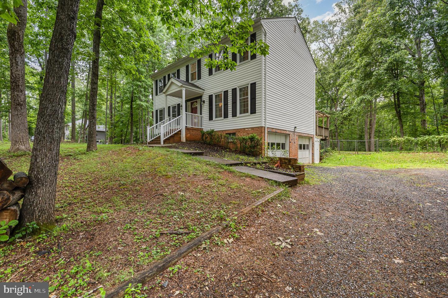 304 MONTPELIER DR, STAFFORD, Virginia 22556, 4 Bedrooms Bedrooms, ,2 BathroomsBathrooms,Residential,For sale,304 MONTPELIER DR,VAST2039180 MLS # VAST2039180