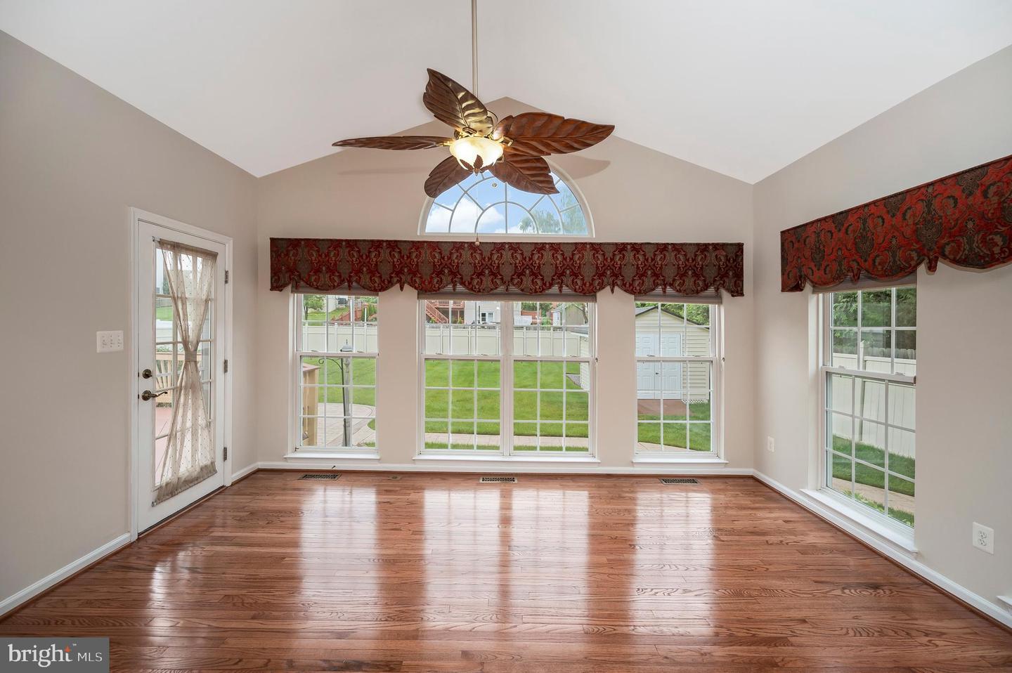24 BRUCE ST, STAFFORD, Virginia 22554, 4 Bedrooms Bedrooms, ,4 BathroomsBathrooms,Residential,For sale,24 BRUCE ST,VAST2039184 MLS # VAST2039184