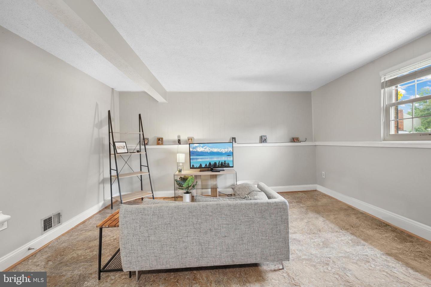 7913 FITZROY ST, ALEXANDRIA, Virginia 22309, 4 Bedrooms Bedrooms, ,2 BathroomsBathrooms,Residential,For sale,7913 FITZROY ST,VAFX2243044 MLS # VAFX2243044