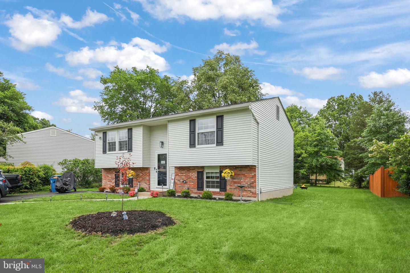 7913 FITZROY ST, ALEXANDRIA, Virginia 22309, 4 Bedrooms Bedrooms, ,2 BathroomsBathrooms,Residential,For sale,7913 FITZROY ST,VAFX2243044 MLS # VAFX2243044