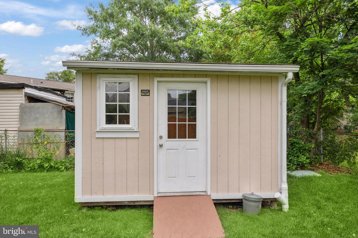 7913 FITZROY ST, ALEXANDRIA, Virginia 22309, 4 Bedrooms Bedrooms, ,2 BathroomsBathrooms,Residential,For sale,7913 FITZROY ST,VAFX2243044 MLS # VAFX2243044