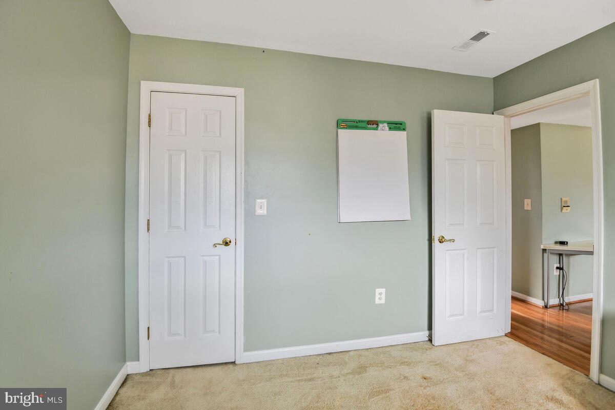 4212 BENNING RD NE #5, WASHINGTON, District Of Columbia 20019, 2 Bedrooms Bedrooms, ,1 BathroomBathrooms,Residential,For sale,4212 BENNING RD NE #5,DCDC2202368 MLS # DCDC2202368