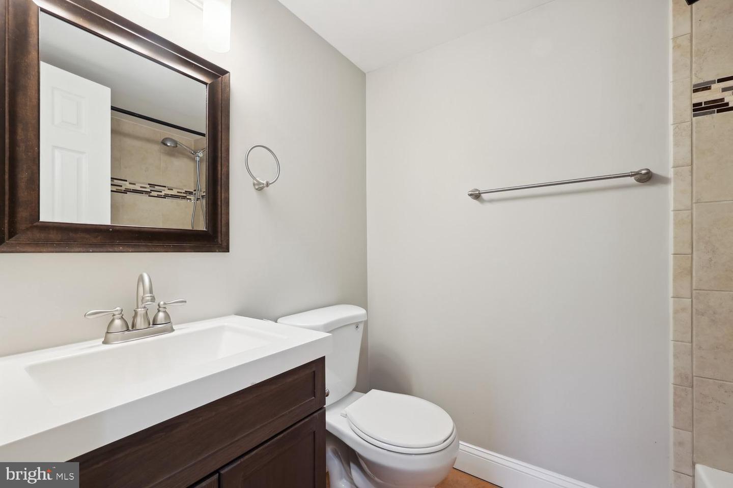 810 SUGARLAND RUN DR, STERLING, Virginia 20164, 4 Bedrooms Bedrooms, ,3 BathroomsBathrooms,Residential,For sale,810 SUGARLAND RUN DR,VALO2097774 MLS # VALO2097774