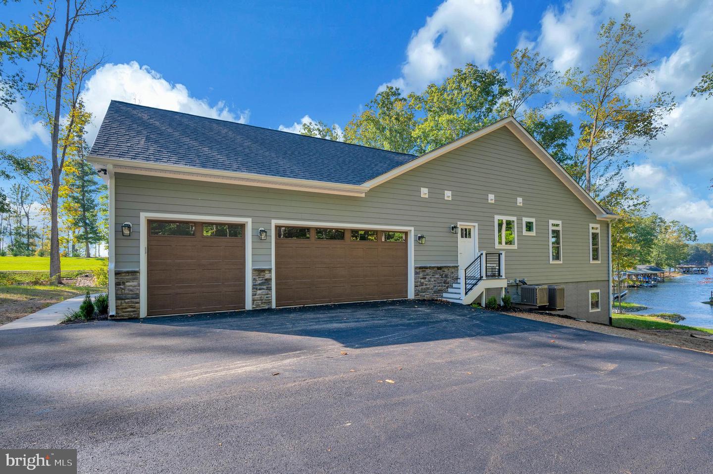 32 BOXWOOD DR, BUMPASS, Virginia 23024, 4 Bedrooms Bedrooms, ,4 BathroomsBathrooms,Residential,For sale,32 BOXWOOD DR,VALA2007926 MLS # VALA2007926