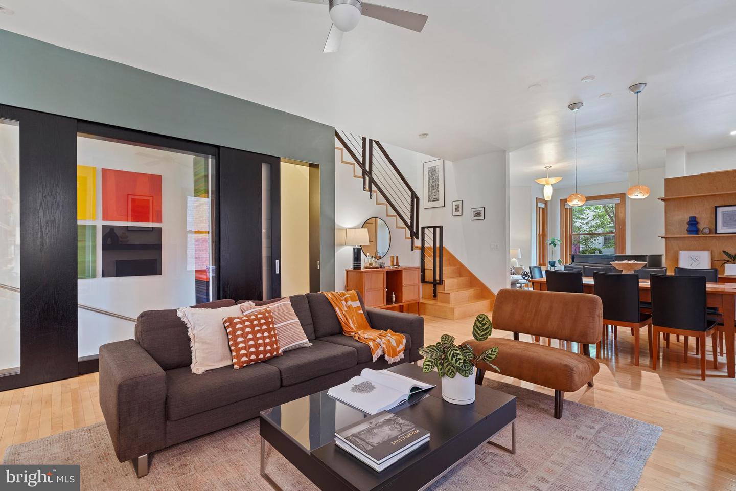 135 13TH ST NE, WASHINGTON, District Of Columbia 20002, 6 Bedrooms Bedrooms, ,5 BathroomsBathrooms,Residential,For sale,135 13TH ST NE,DCDC2202448 MLS # DCDC2202448