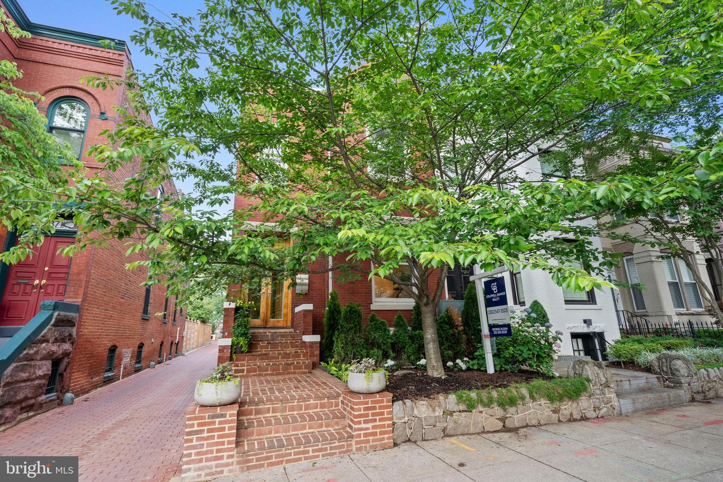 135 13TH ST NE, WASHINGTON, District Of Columbia 20002, 6 Bedrooms Bedrooms, ,5 BathroomsBathrooms,Residential,For sale,135 13TH ST NE,DCDC2202448 MLS # DCDC2202448