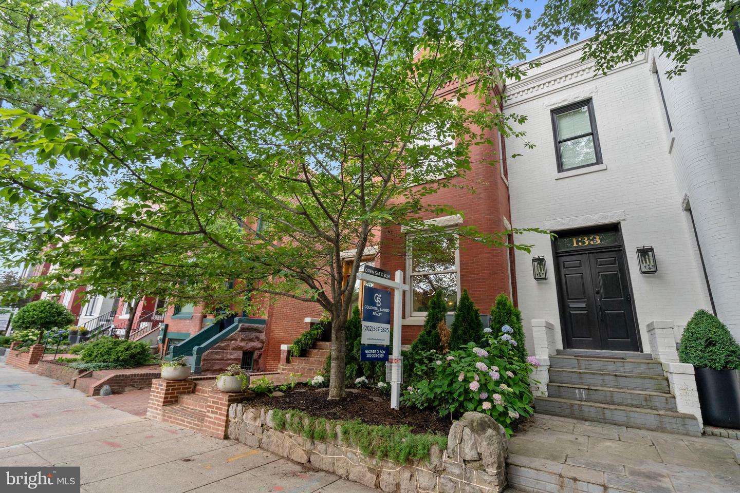 135 13TH ST NE, WASHINGTON, District Of Columbia 20002, 6 Bedrooms Bedrooms, ,5 BathroomsBathrooms,Residential,For sale,135 13TH ST NE,DCDC2202448 MLS # DCDC2202448