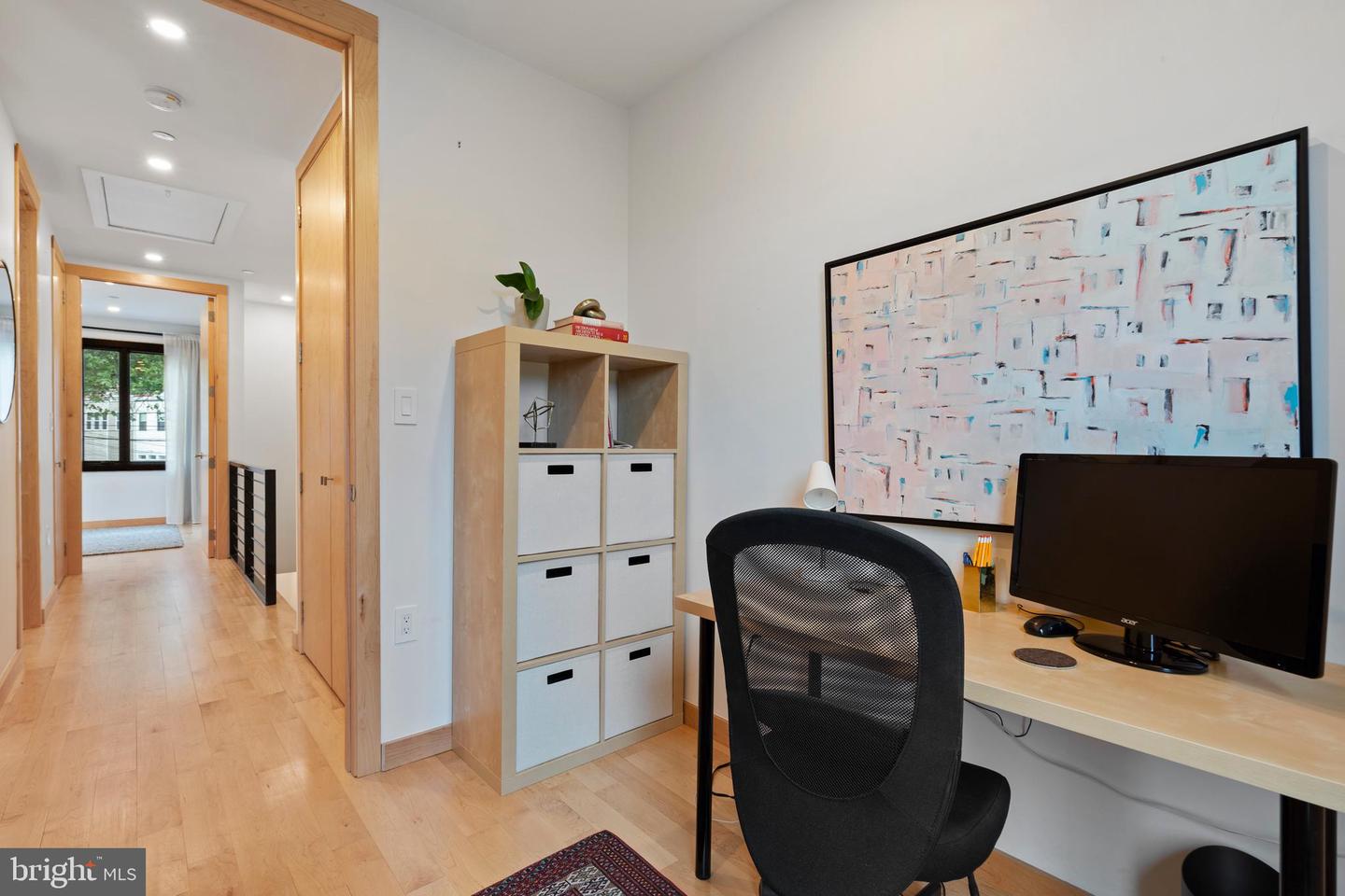 135 13TH ST NE, WASHINGTON, District Of Columbia 20002, 6 Bedrooms Bedrooms, ,5 BathroomsBathrooms,Residential,For sale,135 13TH ST NE,DCDC2202448 MLS # DCDC2202448