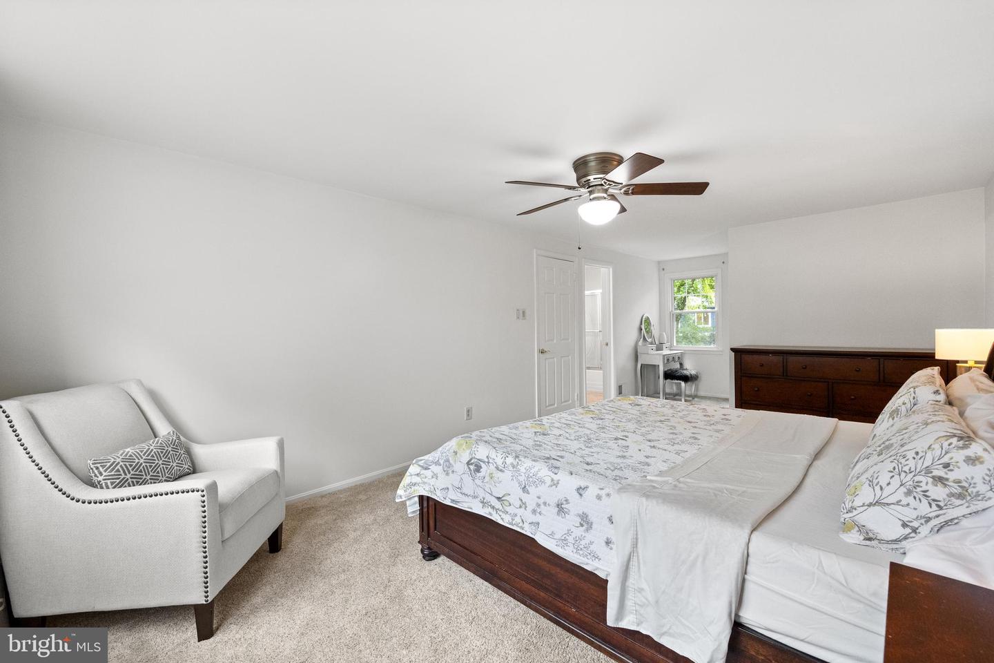 12641 MAGNA CARTA RD, HERNDON, Virginia 20171, 4 Bedrooms Bedrooms, ,2 BathroomsBathrooms,Residential,For sale,12641 MAGNA CARTA RD,VAFX2243144 MLS # VAFX2243144