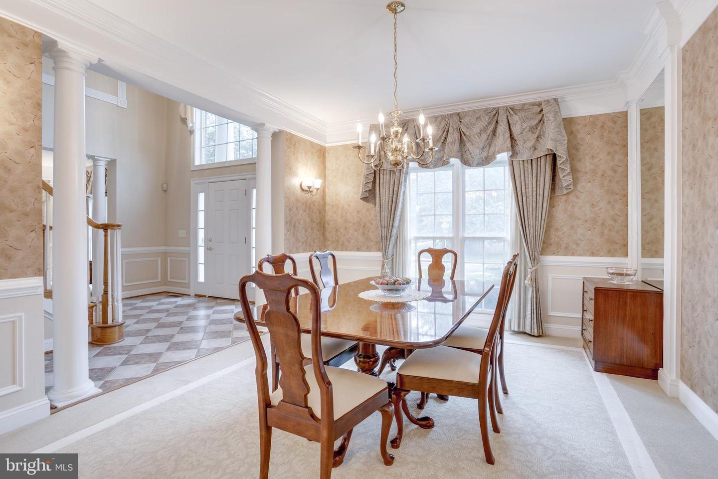9370 COLBERT CT, FAIRFAX, Virginia 22032, 4 Bedrooms Bedrooms, ,4 BathroomsBathrooms,Residential,For sale,9370 COLBERT CT,VAFX2243160 MLS # VAFX2243160