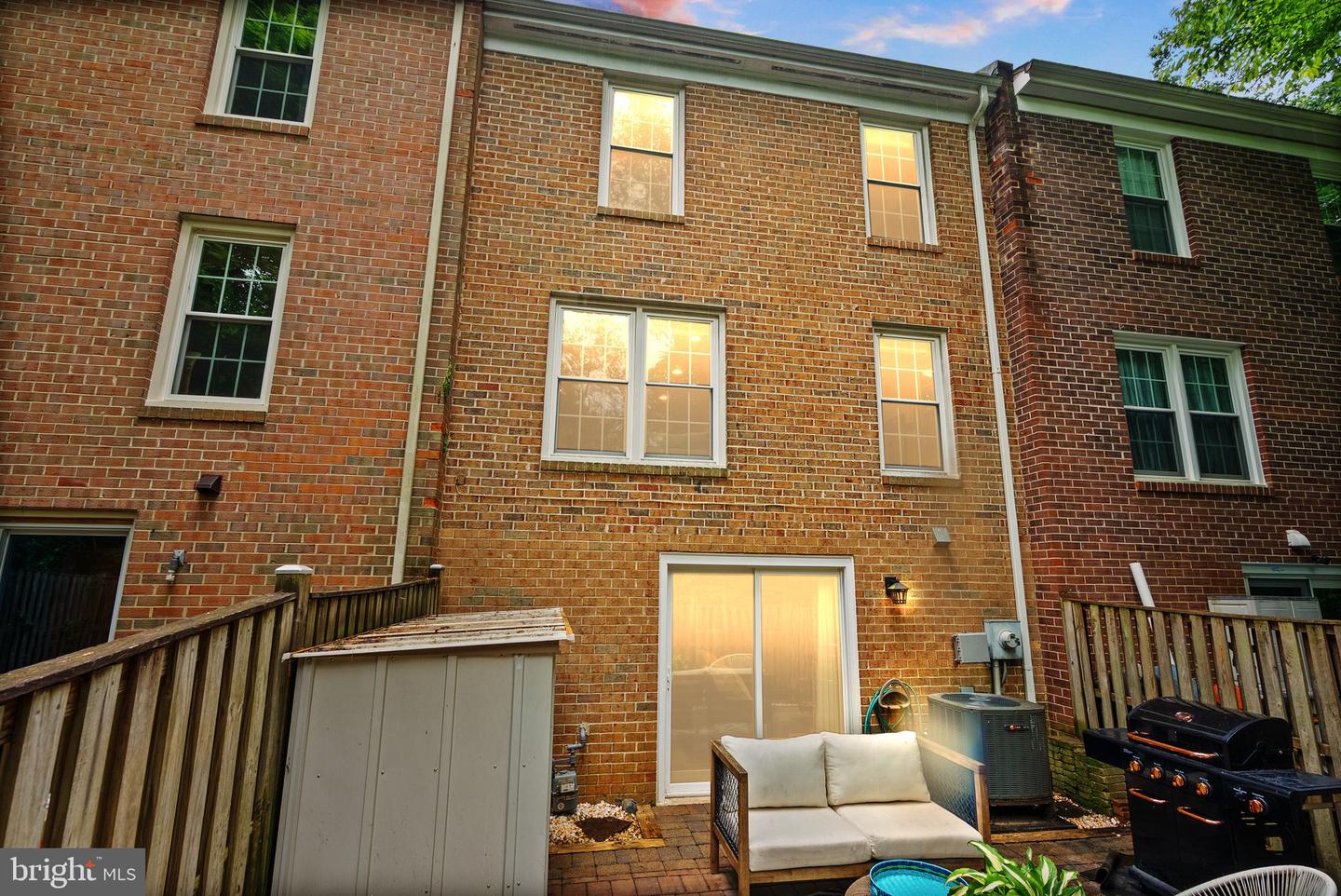 2455 ALSOP CT, RESTON, Virginia 20191, 3 Bedrooms Bedrooms, ,3 BathroomsBathrooms,Residential,For sale,2455 ALSOP CT,VAFX2243174 MLS # VAFX2243174