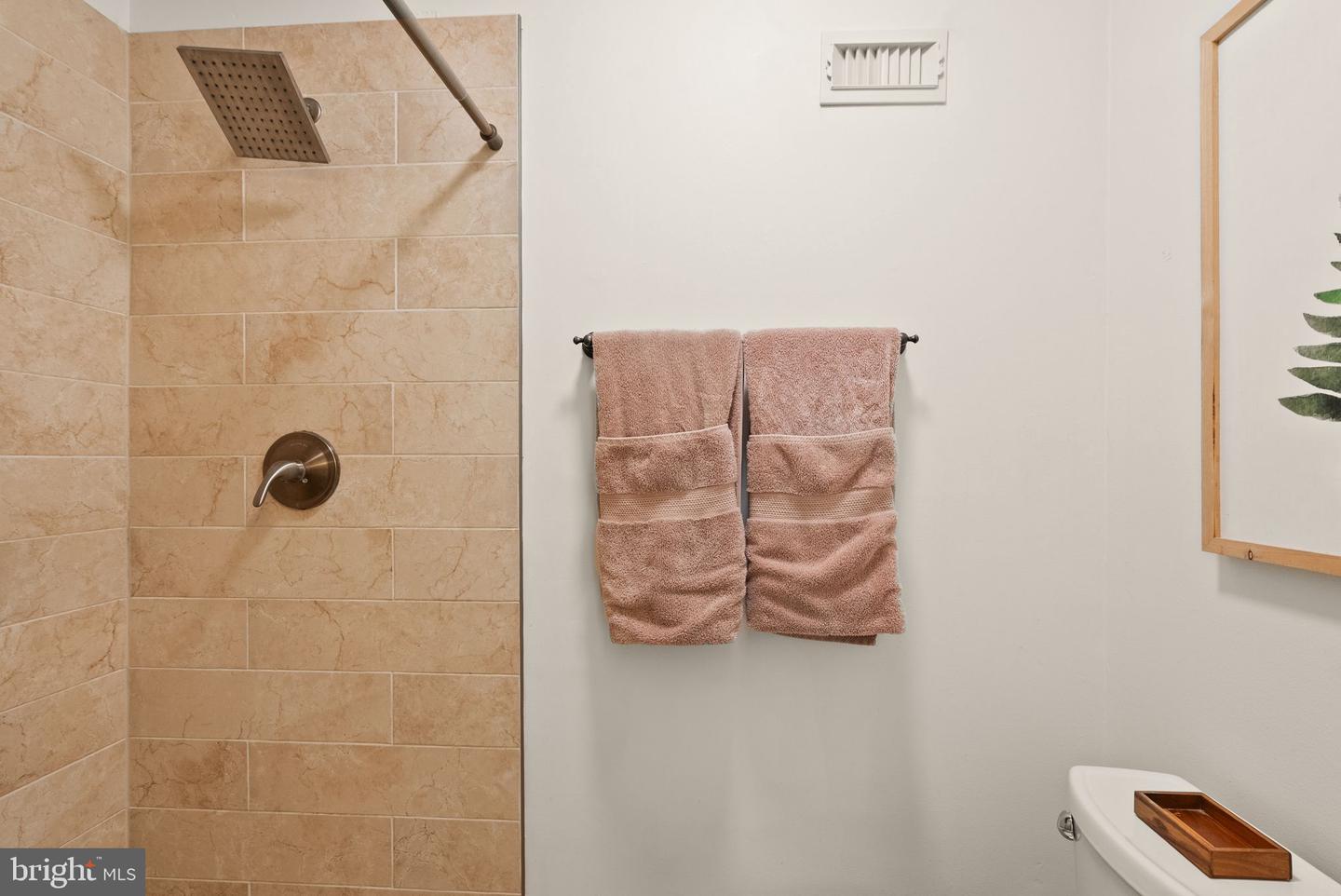 2455 ALSOP CT, RESTON, Virginia 20191, 3 Bedrooms Bedrooms, ,3 BathroomsBathrooms,Residential,For sale,2455 ALSOP CT,VAFX2243174 MLS # VAFX2243174