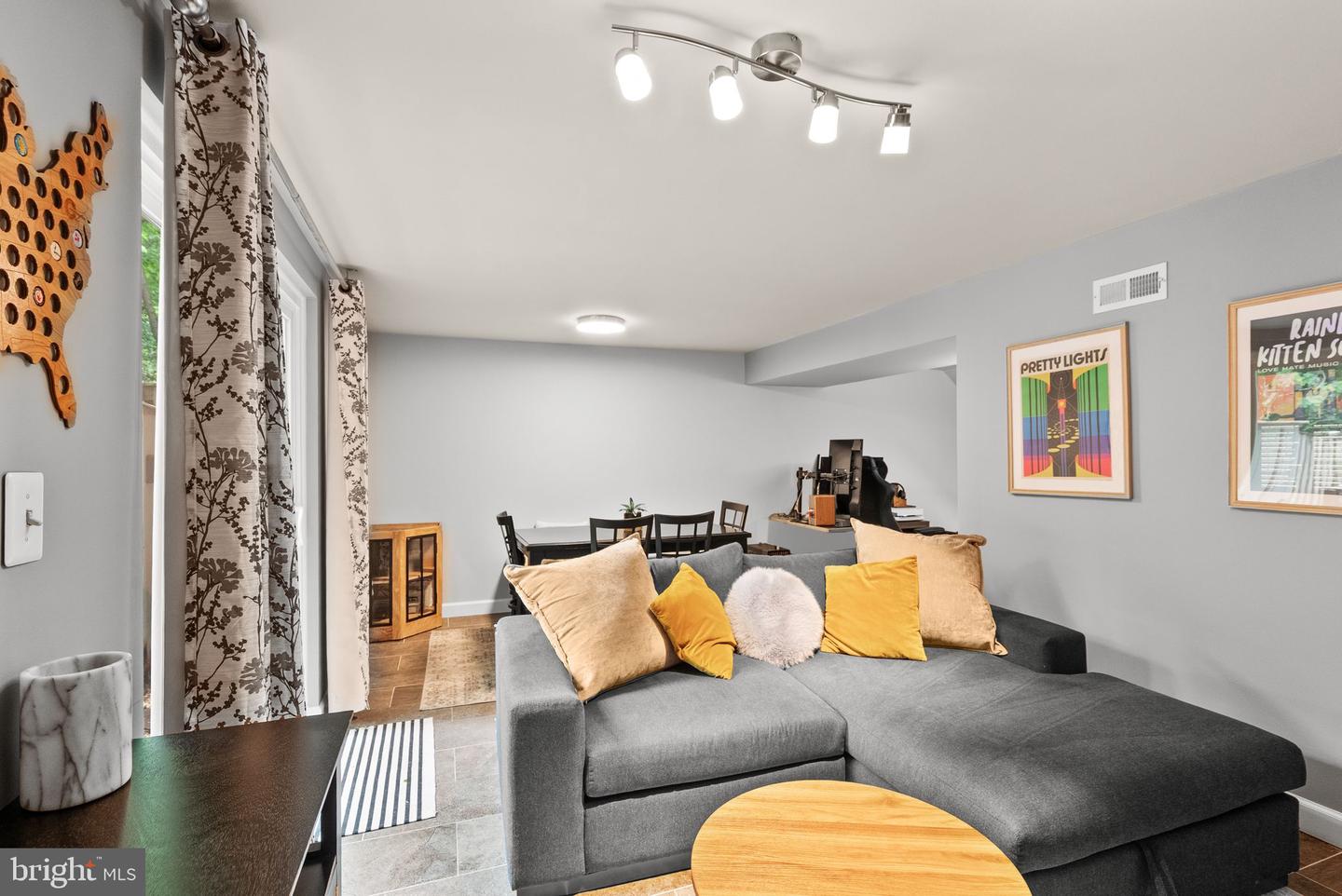 2455 ALSOP CT, RESTON, Virginia 20191, 3 Bedrooms Bedrooms, ,3 BathroomsBathrooms,Residential,For sale,2455 ALSOP CT,VAFX2243174 MLS # VAFX2243174