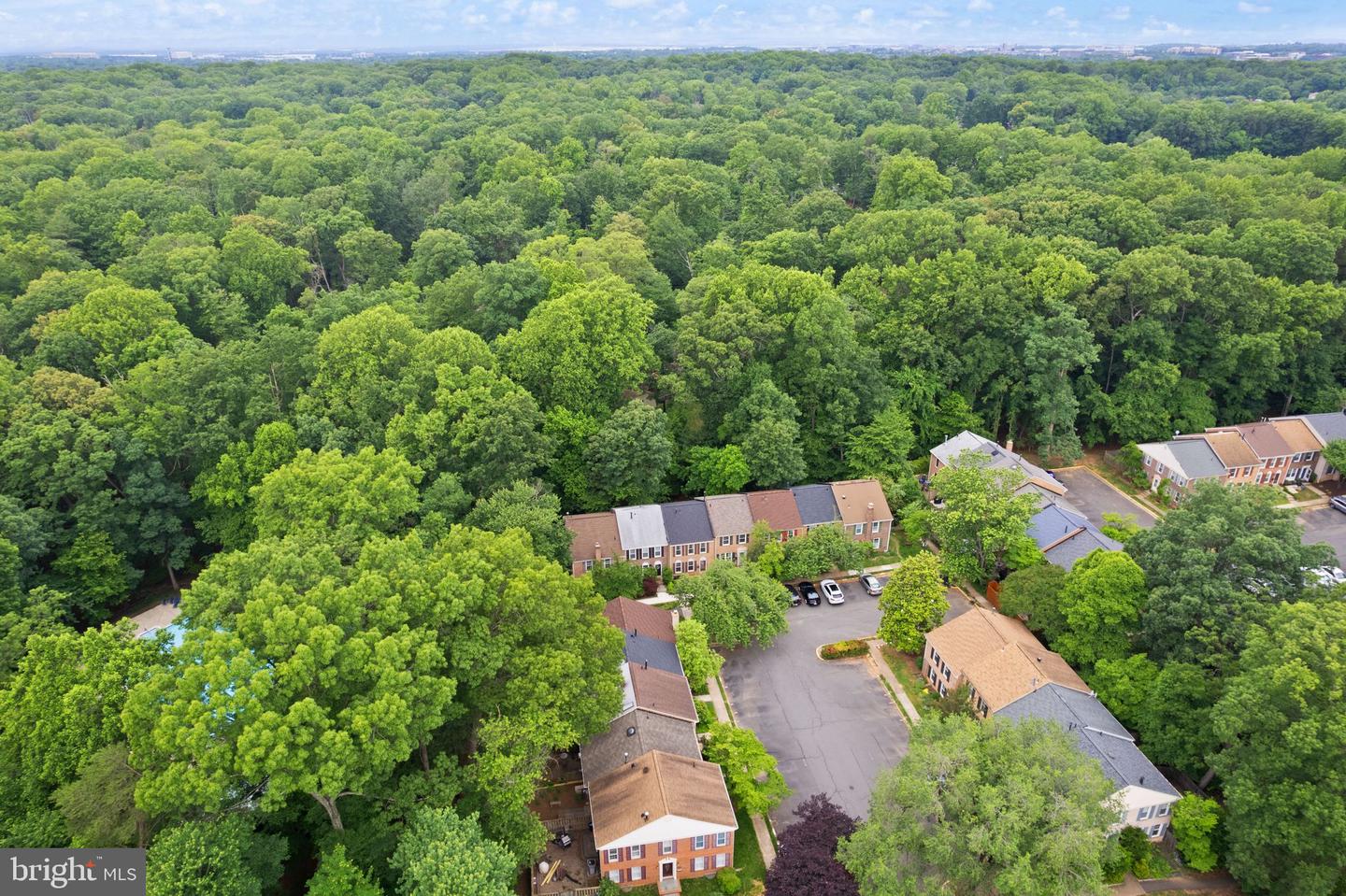 2455 ALSOP CT, RESTON, Virginia 20191, 3 Bedrooms Bedrooms, ,3 BathroomsBathrooms,Residential,For sale,2455 ALSOP CT,VAFX2243174 MLS # VAFX2243174