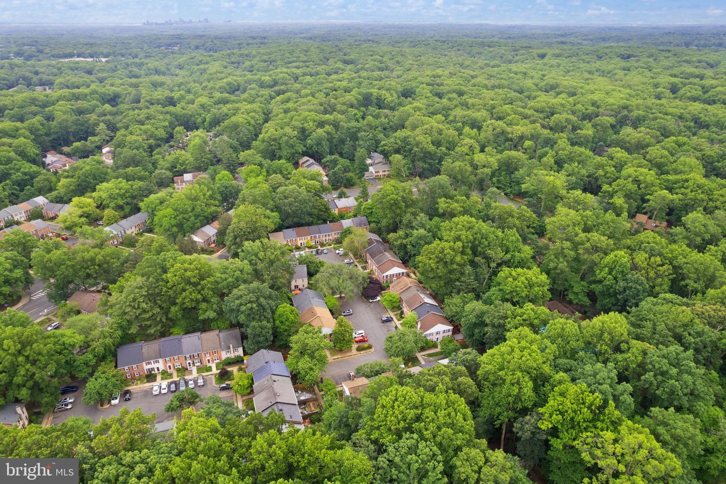 2455 ALSOP CT, RESTON, Virginia 20191, 3 Bedrooms Bedrooms, ,3 BathroomsBathrooms,Residential,For sale,2455 ALSOP CT,VAFX2243174 MLS # VAFX2243174