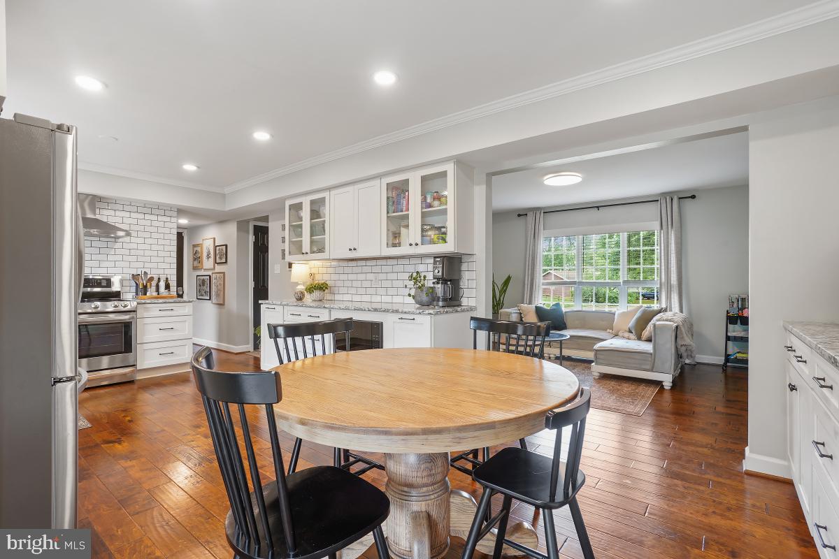 9977 MALLOW CT, MANASSAS, Virginia 20110, 3 Bedrooms Bedrooms, ,2 BathroomsBathrooms,Residential,For sale,9977 MALLOW CT,VAMN2008396 MLS # VAMN2008396