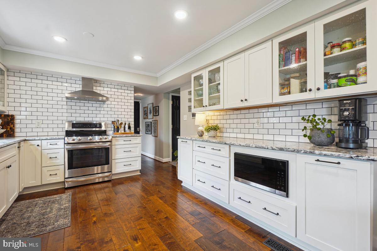 9977 MALLOW CT, MANASSAS, Virginia 20110, 3 Bedrooms Bedrooms, ,2 BathroomsBathrooms,Residential,For sale,9977 MALLOW CT,VAMN2008396 MLS # VAMN2008396