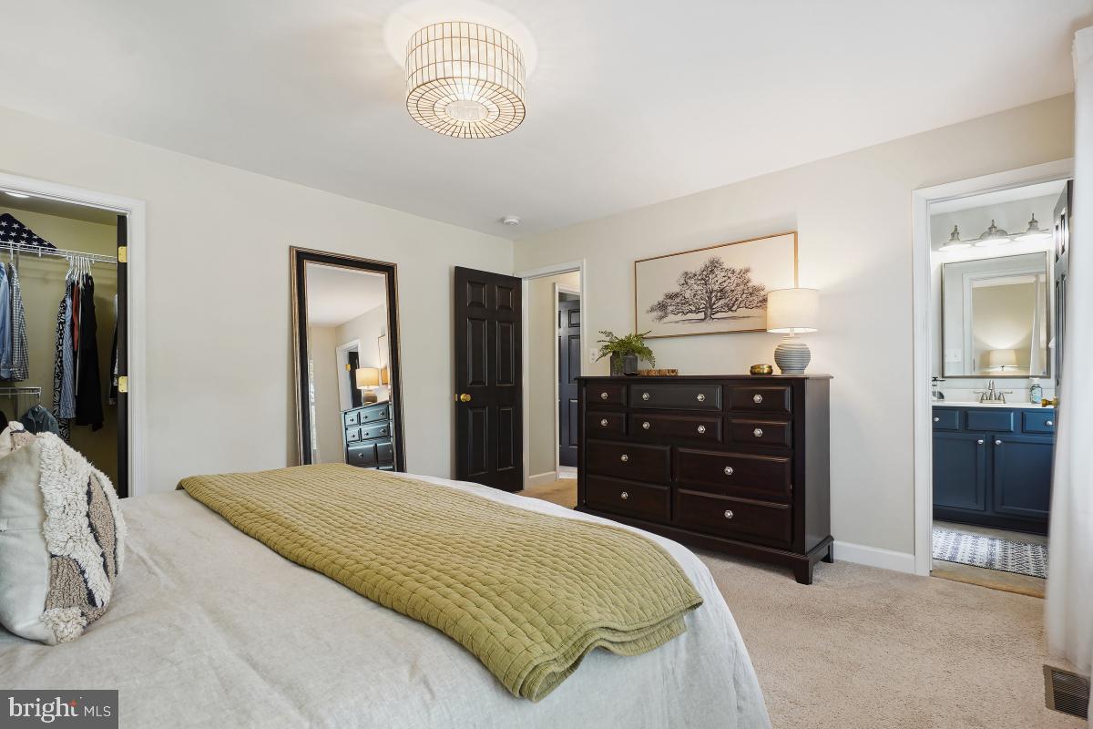 9977 MALLOW CT, MANASSAS, Virginia 20110, 3 Bedrooms Bedrooms, ,2 BathroomsBathrooms,Residential,For sale,9977 MALLOW CT,VAMN2008396 MLS # VAMN2008396