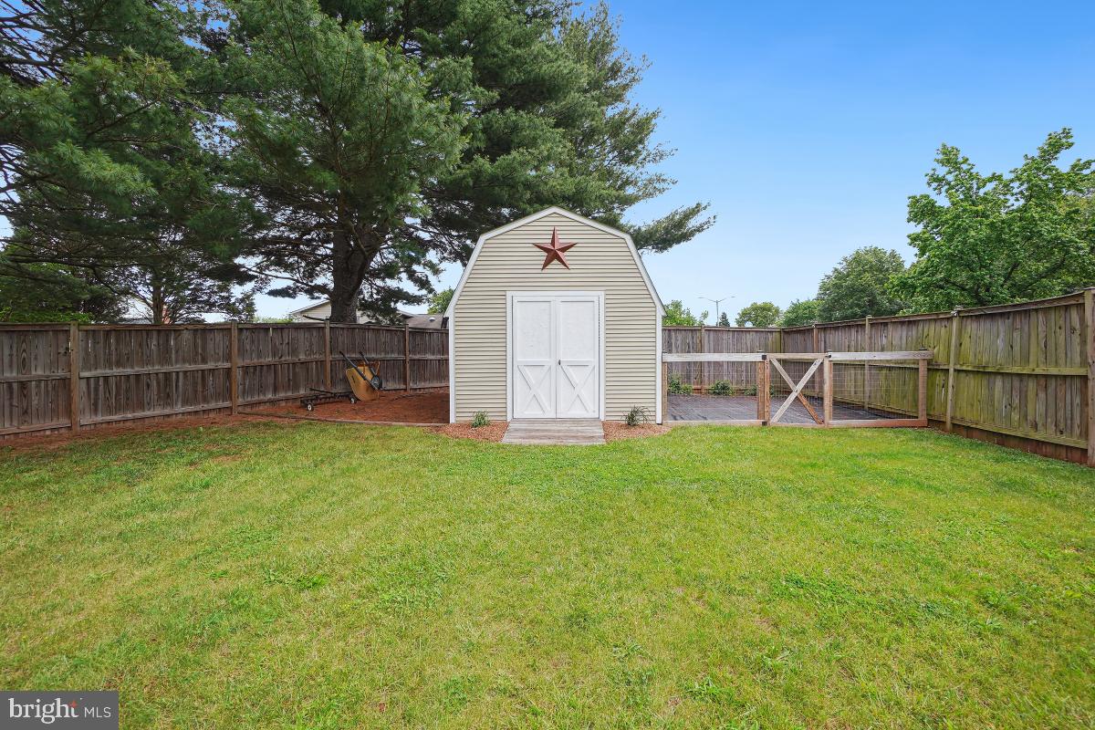 9977 MALLOW CT, MANASSAS, Virginia 20110, 3 Bedrooms Bedrooms, ,2 BathroomsBathrooms,Residential,For sale,9977 MALLOW CT,VAMN2008396 MLS # VAMN2008396