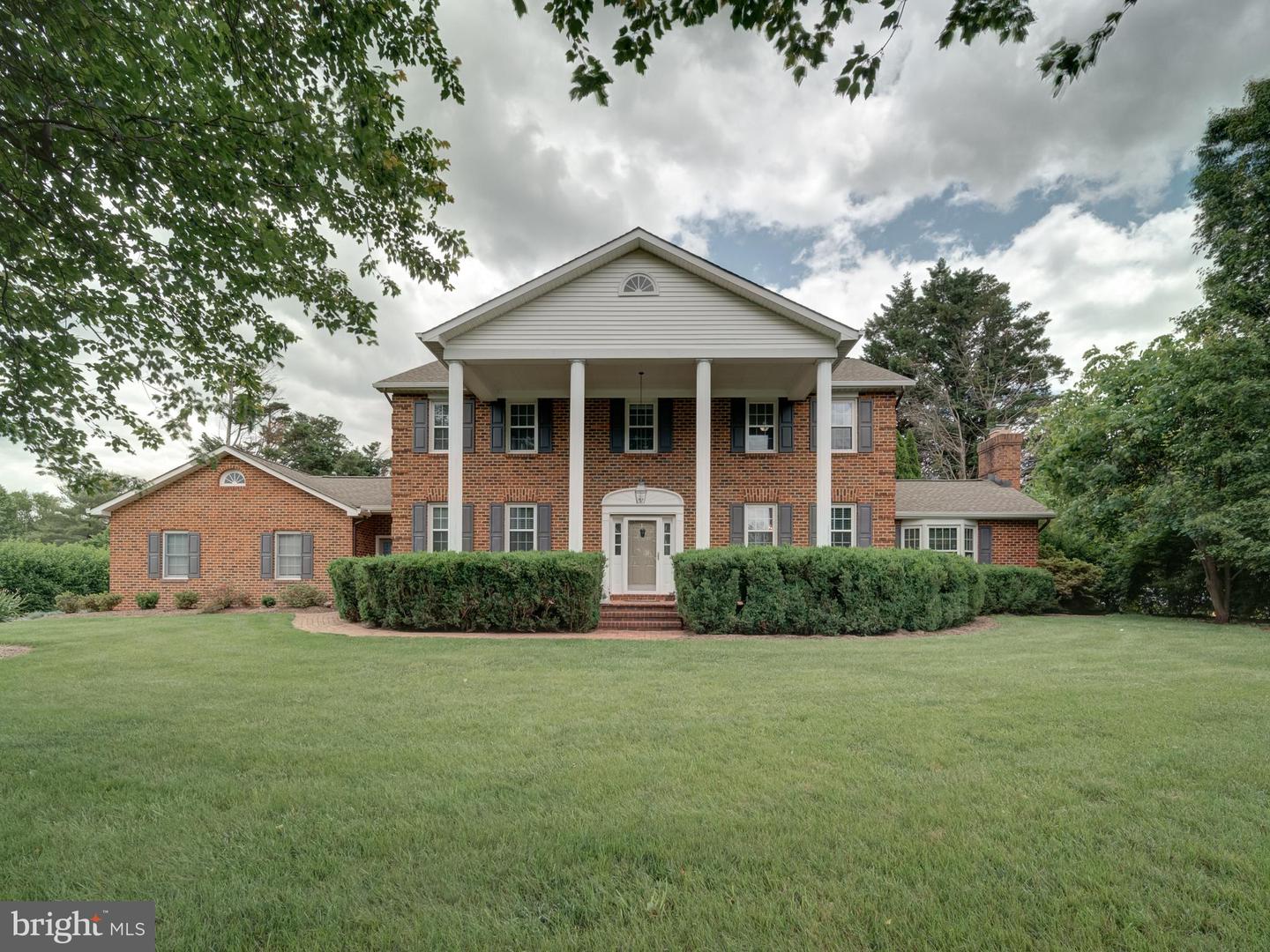 4387 STEPNEY DR, GAINESVILLE, Virginia 20155, 3 Bedrooms Bedrooms, ,3 BathroomsBathrooms,Residential,For sale,4387 STEPNEY DR,VAPW2095552 MLS # VAPW2095552