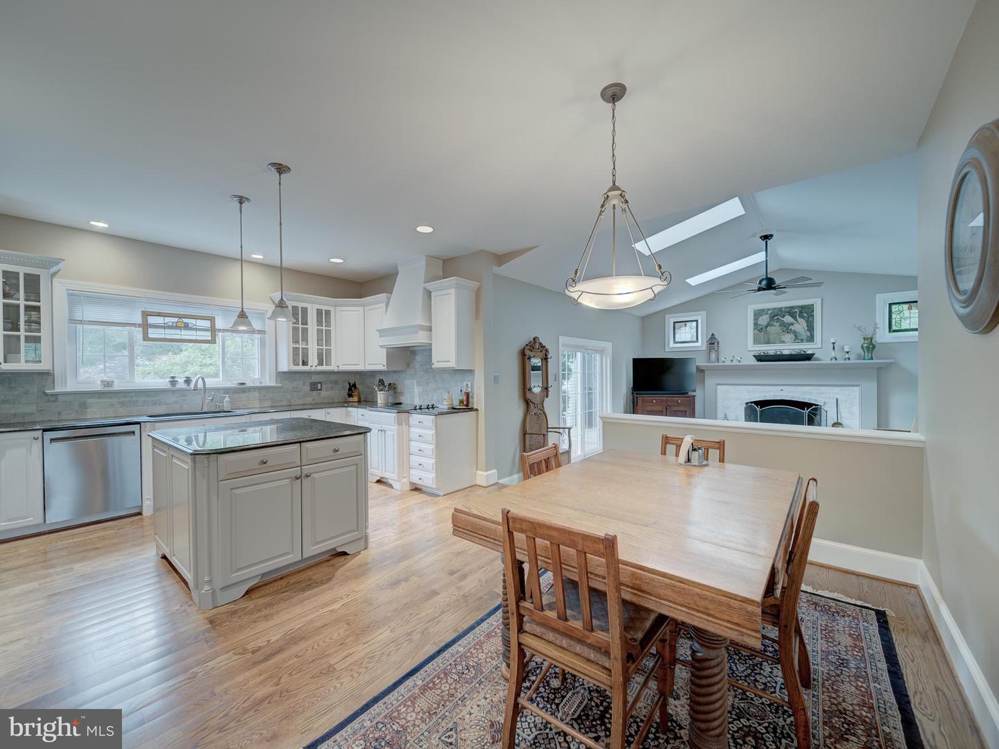 4387 STEPNEY DR, GAINESVILLE, Virginia 20155, 3 Bedrooms Bedrooms, ,3 BathroomsBathrooms,Residential,For sale,4387 STEPNEY DR,VAPW2095552 MLS # VAPW2095552